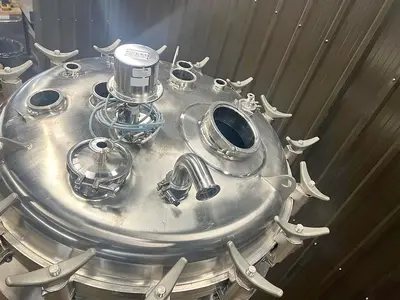 Used 250 Gallon Tank (Reactor), 316 Stainless Steel, Full Vacuum, With Agitator