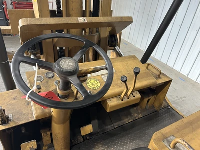 USED CATERPILLAR T250