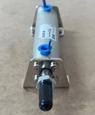 NEW SMC CDG1LN25-60Z