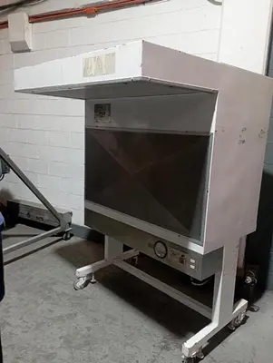 Veco laminar flow hood