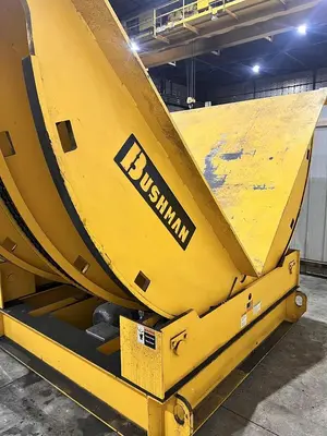 USED 2015 BUSHMAN M9604