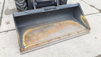 USED 2023 NEW HOLLAND L318