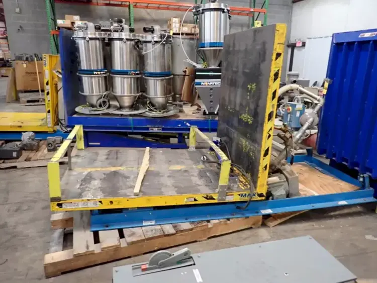 Used MAX _UNKNOWN_ Platform Lifters Ohio US | Yoder Brothers machinery #1323257