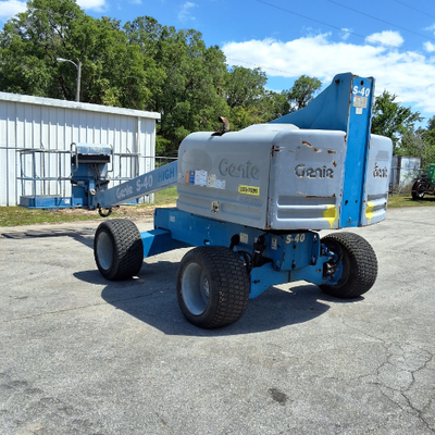 USED 2015 Genie S-40