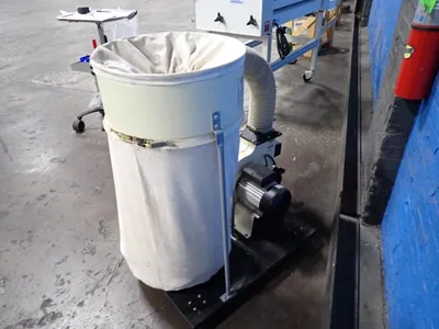 Used 2005 SHOP FOX W1685 Dust Collectors Ohio US | HGR 24 #1005803