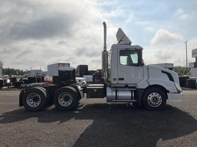 Used 2005 VOLVO TBD Conventional trucks Michigan US | Miedema Asset Management Group #1363375