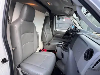 Used 2024 FORD E-350 Reefer Trucks Florida US | Truck and Van Outlet #1509245
