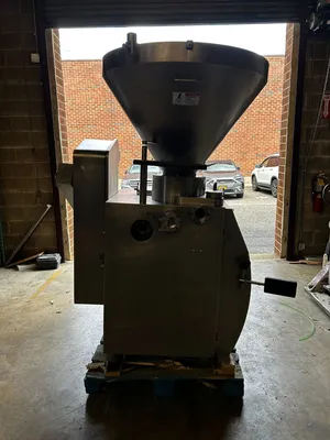 Used FREY Vacuum Stuffer Sausage Stuffers Illinois US | M&M Equipment Corp. #1385438