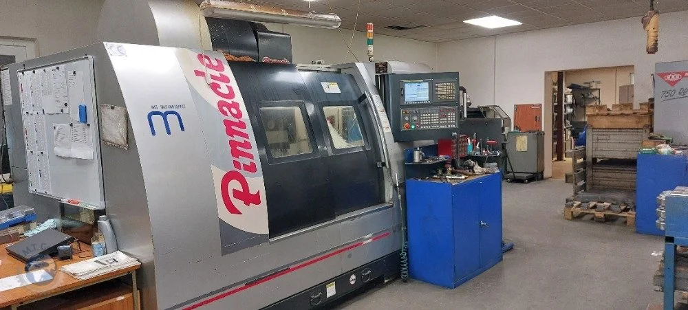 Used 2007 PINNACLE VMC 1100 S Vertical Machining Centers | F.M.T. Group s.r.o. #1252942