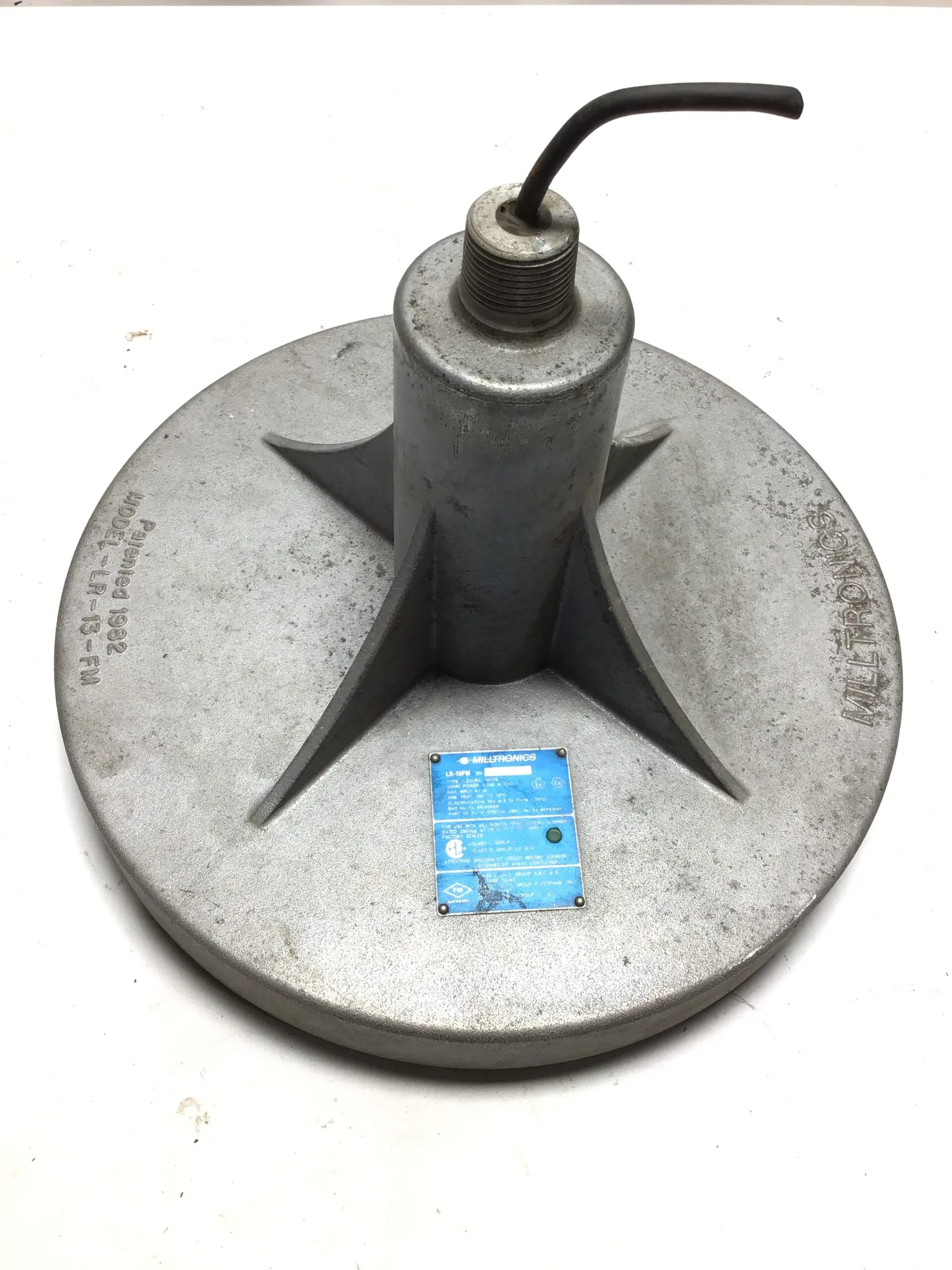 Milltronics LR-13FM Flexural Mode Ultrasonic Transducer