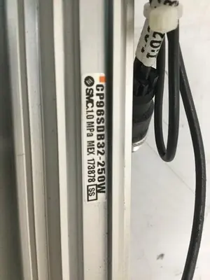 USED SMC CP96SDB32-250W