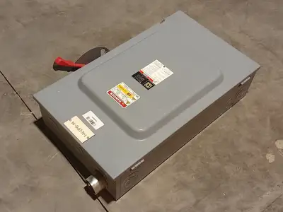 USED SQUARE D CH324N