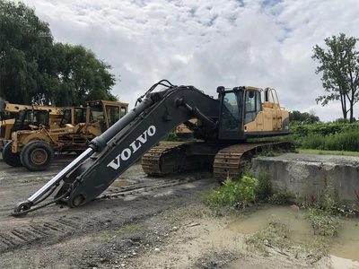 Used 2011 VOLVO EC700CL Crawler Excavators | Abele Tractor #1342879
