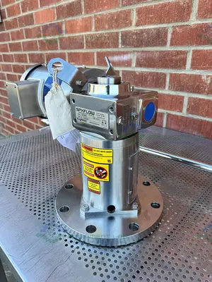NEW LIGHTNIN / SPX SR3S50 REACTOR MIXER 11" FLANGE FITTING W/ .5 HP MOTOR, IMPELLER