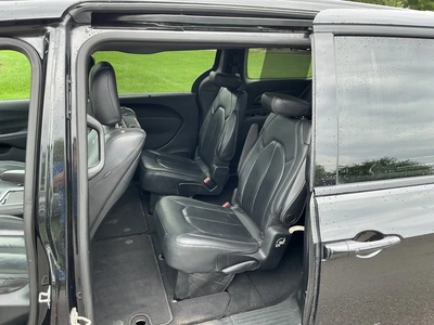 Used 2019 CHRYSLER PACIFICA Vans Michigan US | Miedema Asset Management Group #1402791