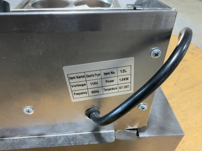 Used _UNKNOWN_ 12L ELECTRIC FRYER Cookers / Coolers / Fryers Michigan US | Miedema Asset Management Group #1580073