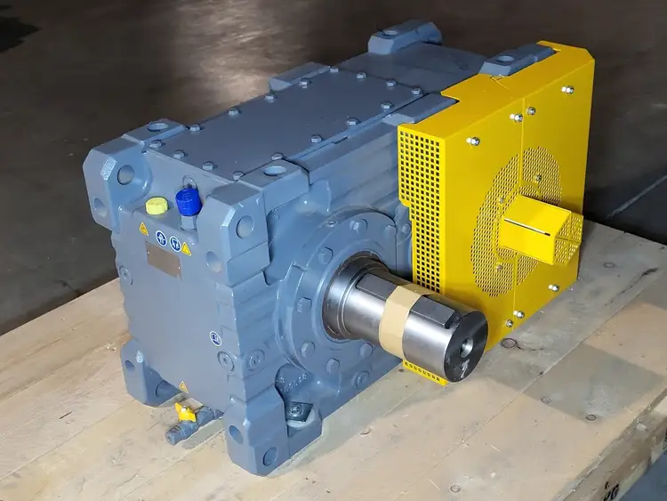 New | in-Stock 2018 SEW-EURODRIVE X2FS140/HU/B Gearboxes British Columbia CA | Lenmark #268260