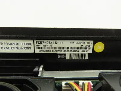 Mitsubishi Electric FCU7-DA415-11 Display Unit CNC Operator Panel LCD 24VDC
