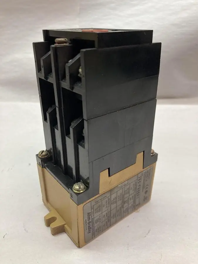 Used ALLEN-BRADLEY 700-P800A1 Miscellaneous Equipment (Electrical & Power) Ohio US | Surplus Asset Holdings #1240163