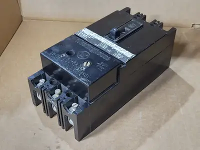 Used WESTINGHOUSE FB3040PL Switchgears British Columbia CA | Lenmark #409272