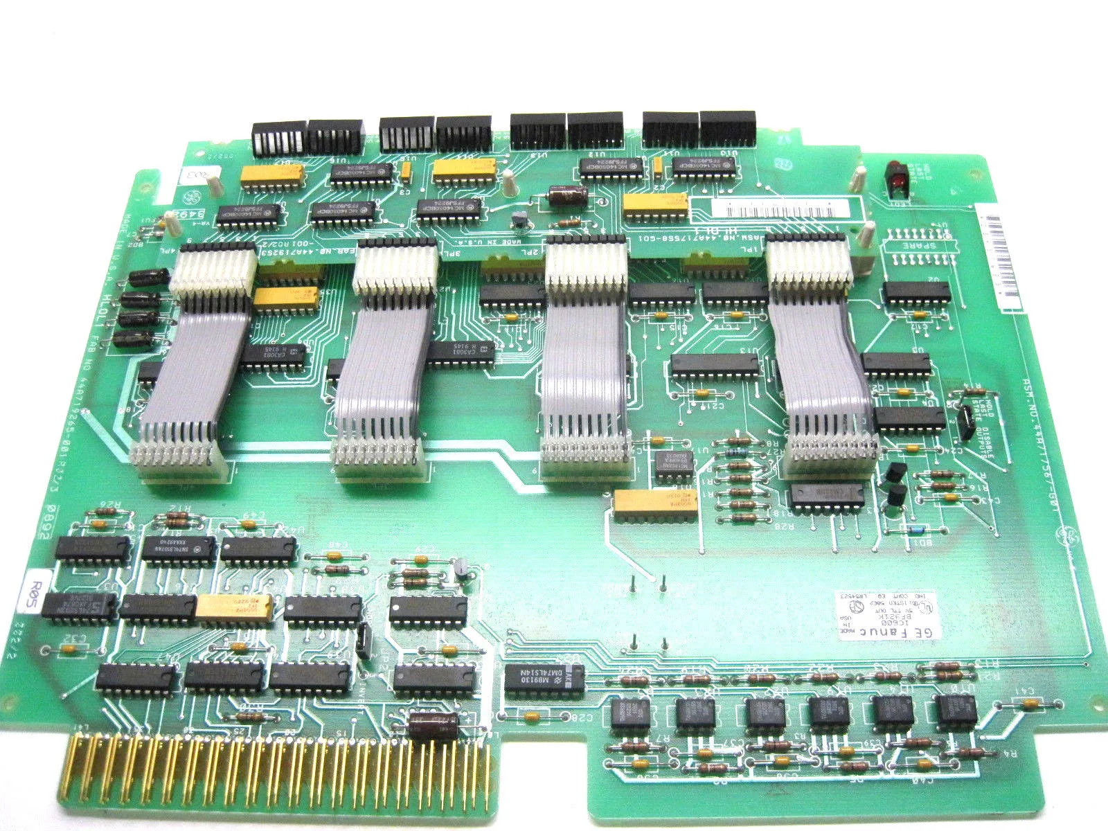 NEW GE FANUC IC600BF921K OUTPUT BOARD