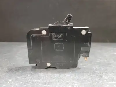 Used FEDERAL PIONEER NC115 Switchgears British Columbia CA | Lenmark #243810