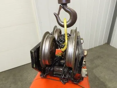 CM Lodestar R2 2 Ton Electric Chain Hoist 16' Lift 8/2.5 FPM Trolley 460 Volt