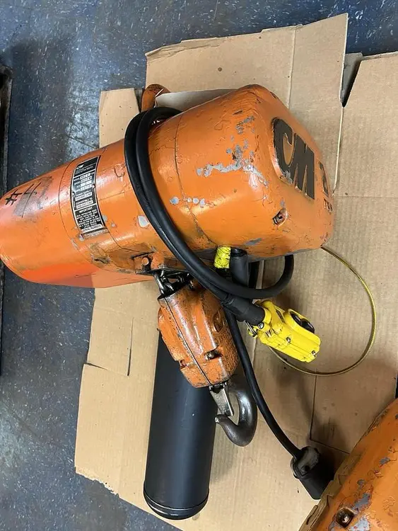 Used COLUMBUS MCKINNON RR-2 Hoists (All Types) Ohio US | Surplus Asset Holdings #1185480