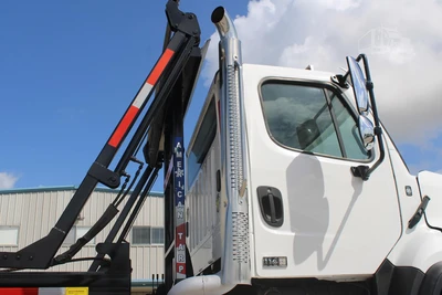 Used 2018 FREIGHTLINER 114SD Rolloff Trucks Texas US | Roll Off Truck World #1491745