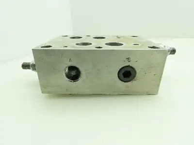 Sun Hydraulics CKY Aluminum Sandwich Valve Manifold w/ Relief Cartridge RPEC-LAN