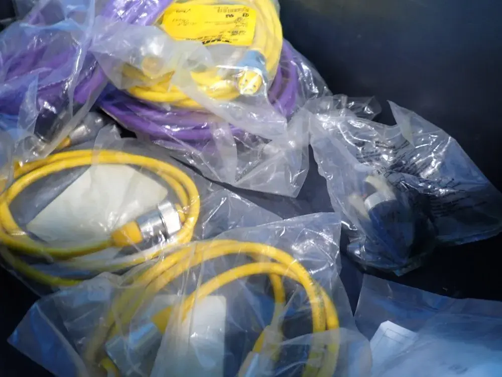 Turck  Cables