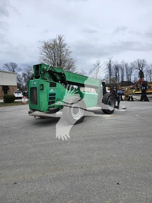 USED 2015 JLG 6042