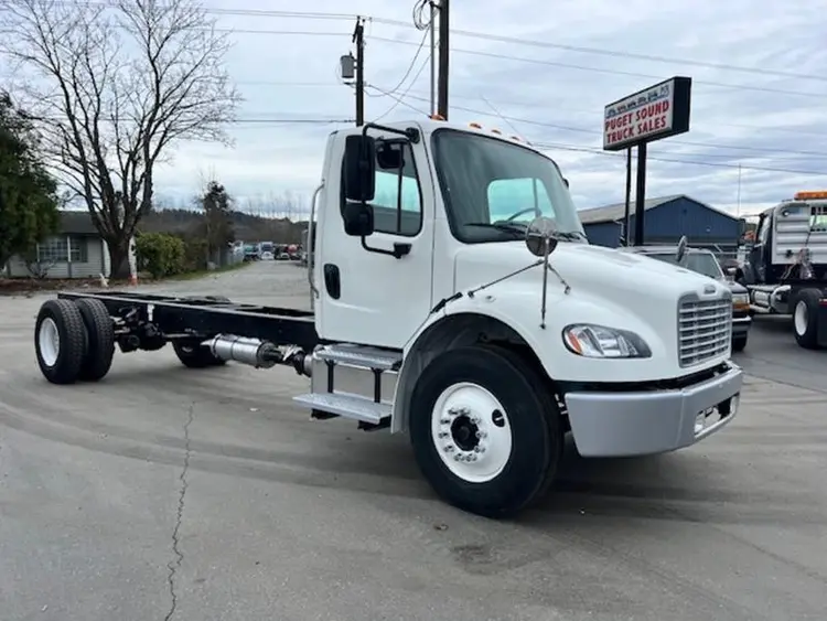 Used 2015 FREIGHTLINER M2106 Tractors & Trailers Washington US | Puget Sound Truck Sales #1540981
