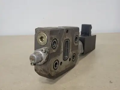 Hydraulic Valve 1235-10701 w/ Junction Box MPM B-12