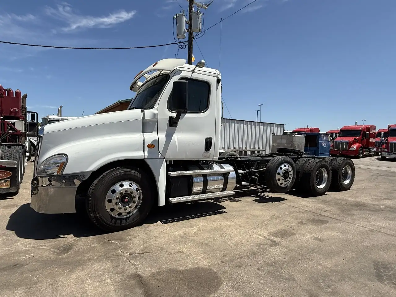 Used 2017 FREIGHTLINER CASCADIA Conventional trucks Texas US | MCO Truck & Equipment #1513792