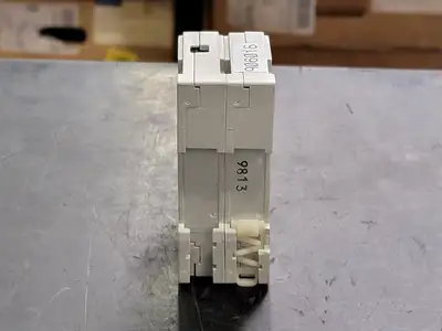 USED ALLEN-BRADLEY 1492-CB2-G200