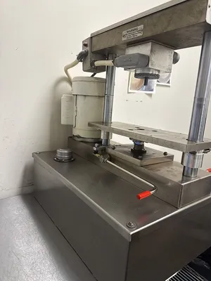 Comtec 1100 Pie Crust Production | Harvest Equipment and Fabrication Inc (1)