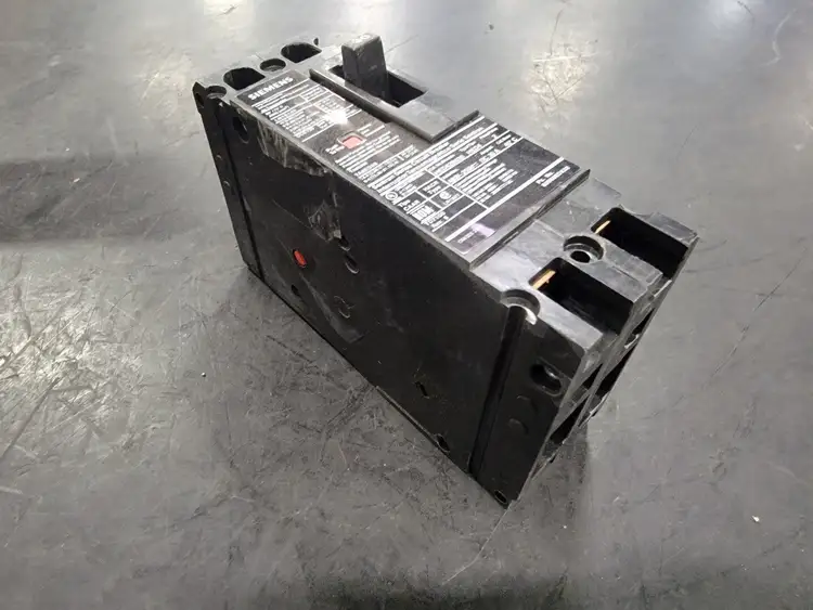 New | in-Stock SIEMENS HED42B030 Switchgears British Columbia CA | Lenmark #367230