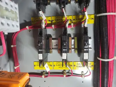 Low Voltage PDC / Switchgear Section, (1) 4000A, (5) 1200A Magnum DS Breakers, 600V 3PH