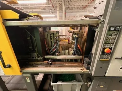 2007 MILACRON ROBOSHOT S-2000i-110B Injection Molding Horizontal/Vertical | Machinery Network (5)