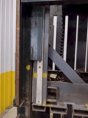 48" X 48" X 24" EPCO VERTICAL HYDRAULIC BALER: STOCK #22919
