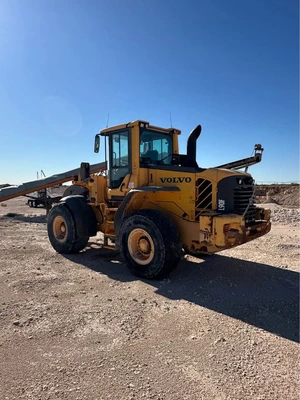 Used 2011 Volvo L90F Wheel Loaders Texas US | Zadoon Equipment #1470005