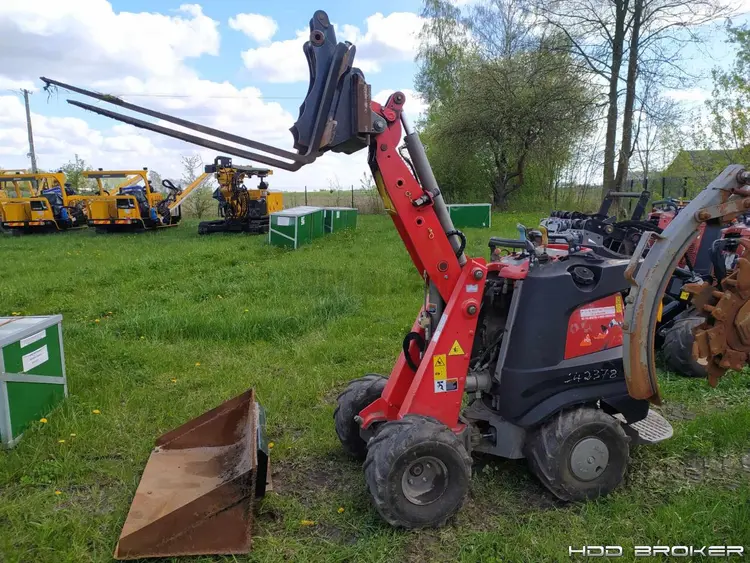 Used 2013 DITCH 2013 DITCH WITCH R300 Compact Utility Loaders Florida US | HDD Broker #1346527