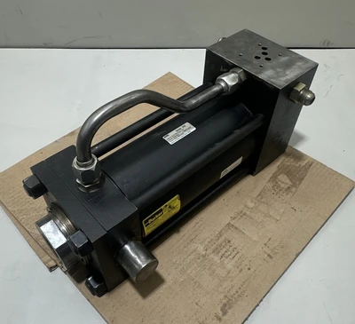 Used Parker 05.00 CD2HXKTVS23AC 9.000 Cylinders Indiana US | J&J Industrial Supply #1310761