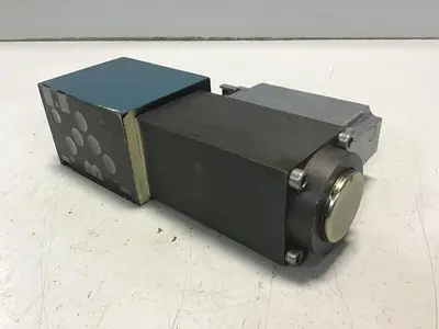 USED BOSCH 0 811 404 752