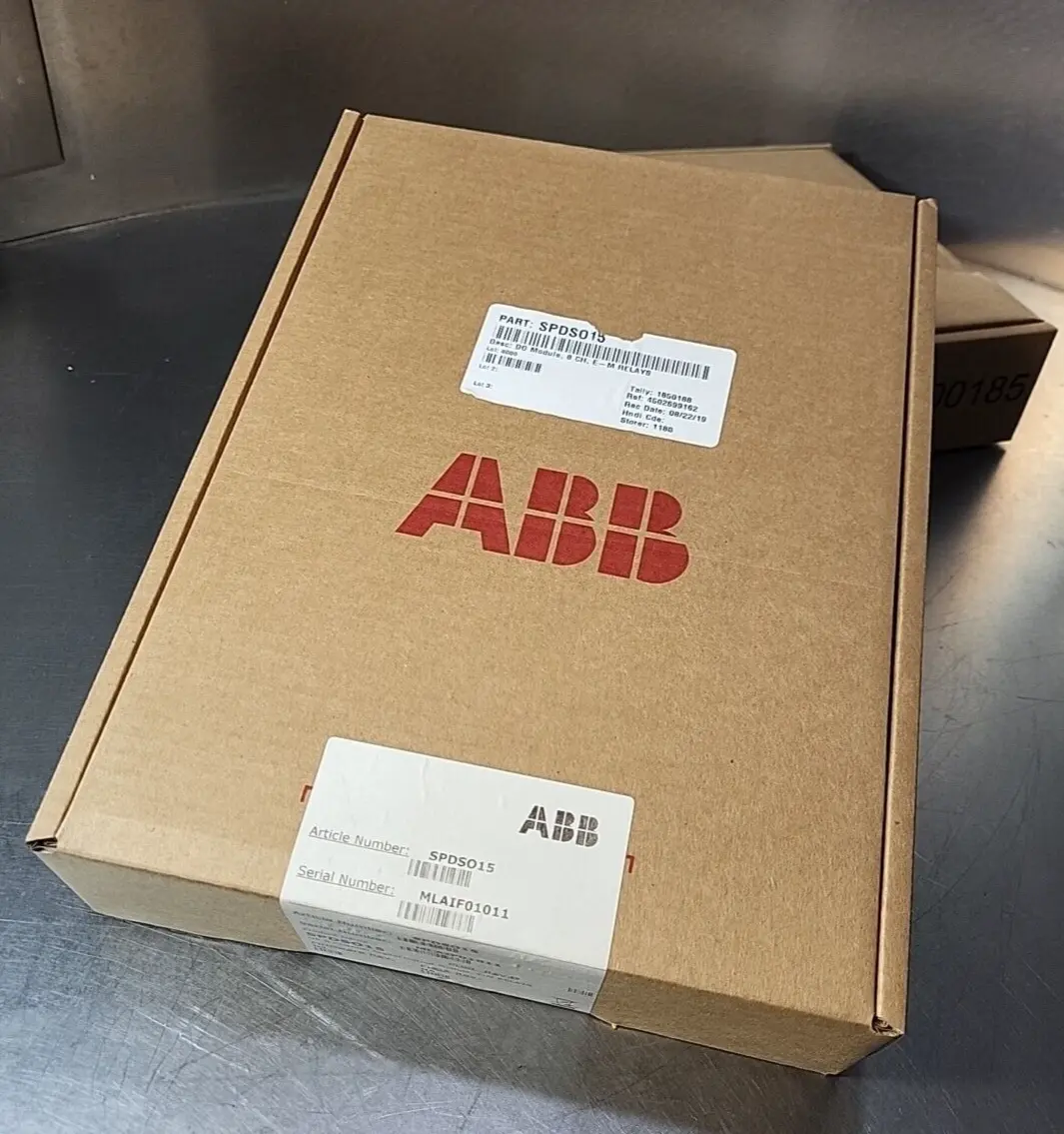 ABB SPDSO15 DO Module 8 CH E-M Relays Loc 3E-30