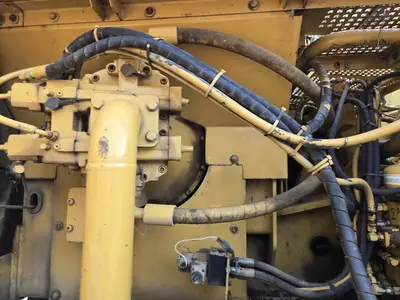USED 1996 CATERPILLAR 325L