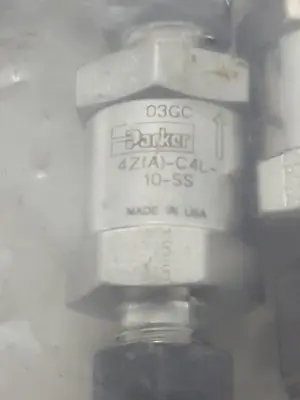 New | in-Stock PARKER 4Z(A)C4L-10-SS Pump & Valve Parts | Surplus Asset Holdings #1217802