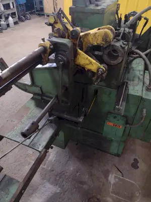 3/8" LEWIS MODEL #8CV WIRE STRAIGHTEN & CUT MACHINE: STOCK  16185