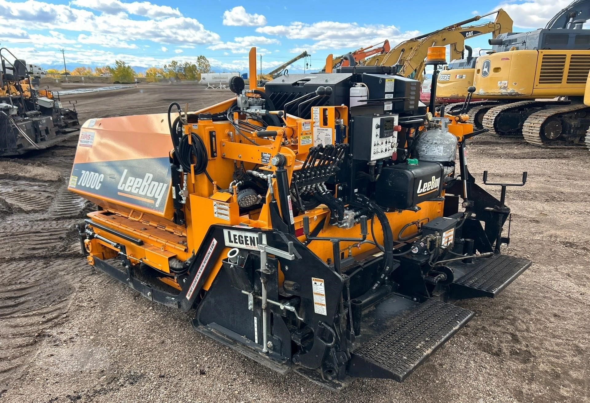 Used 2025 LEEBOY 7000C Asphalt Pavers California US | Mittry Construction #1566455
